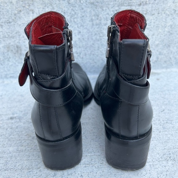 Italian luxury-brand Donald J. Pliner Black moto boots, size 6, 3in block heel - Picture 2 of 13